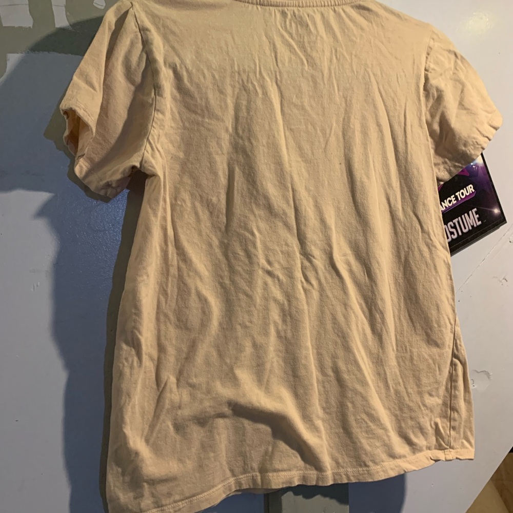 Graphic tee - Picture 2 of 2